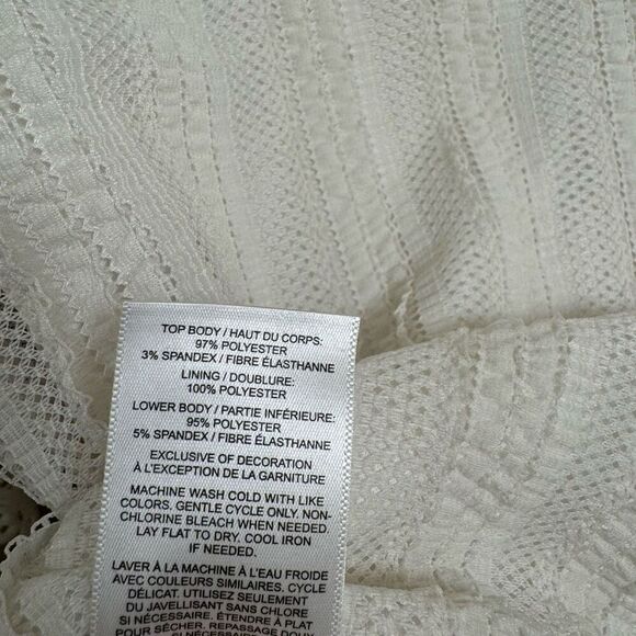 Express Ivory Lace Embroidered Quarter Sleeve Bodysuit Small - Picture 8 of 9